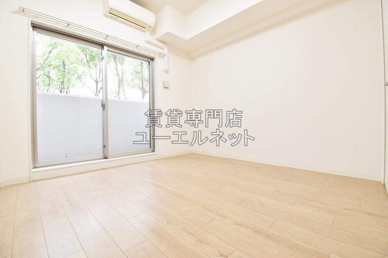 居室・リビング　洋室6.8帖