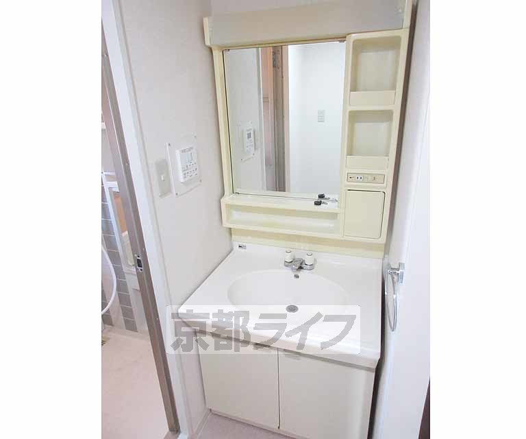 洗面設備　機能性・な洗面台です。