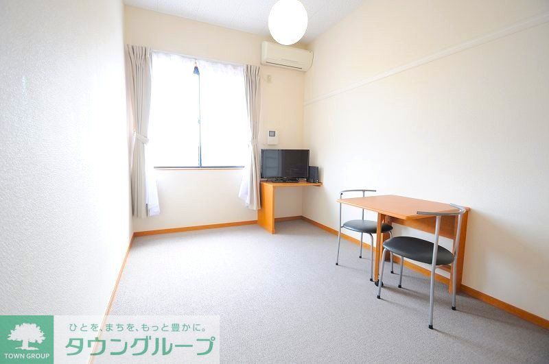 居室・リビング　※同タイプ代表写真となり設備仕様は一部異なる場合があります。