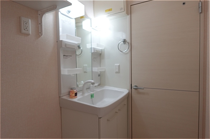 洗面設備　洗髪洗面化粧台