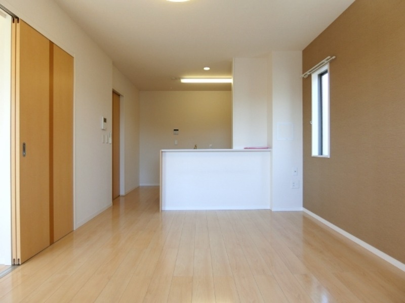 居室・リビング　図面と現状に相違がある場合には現状を優先