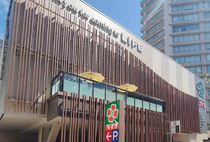 スーパー　ライフ豊洲店（スーパー）まで627m