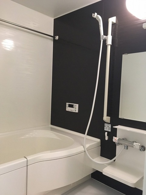 バス・シャワールーム　浴室