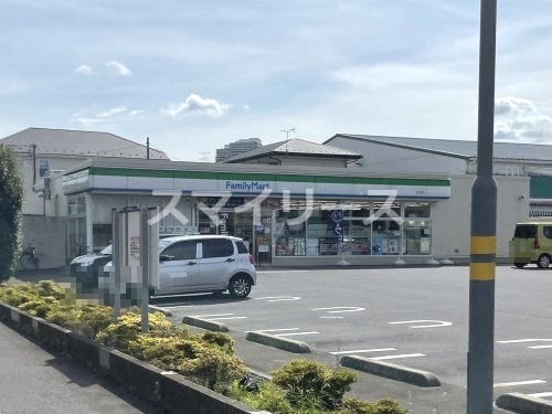 コンビニ　ファミリーマート 柏大室店（コンビニ）まで634m