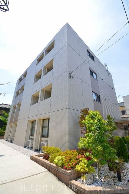 建物外観　オートロック物件です。