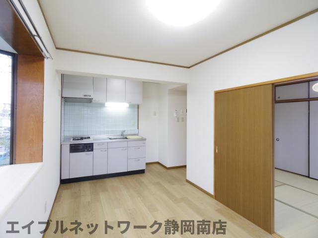 居室・リビング　おしゃれな居間です