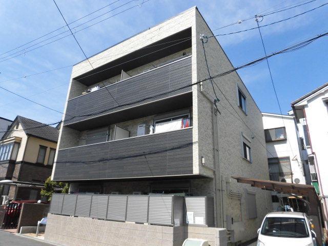 建物外観　おしゃれで綺麗な外観です。
