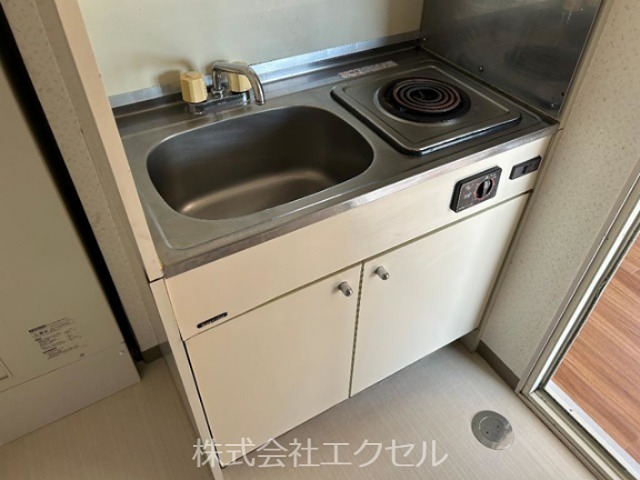 キッチン　コンロ付きです