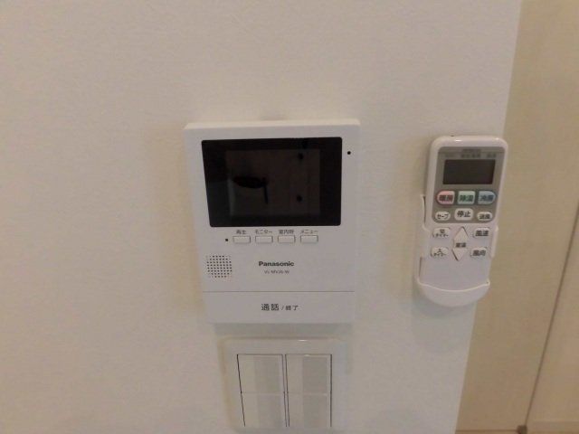 セキュリティ　ＴＶモニター付きインターホンです。