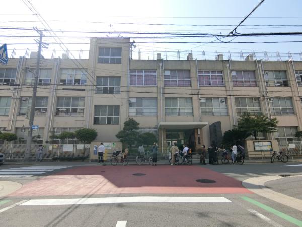 小学校　大阪市立堀江小学校（小学校）まで464m