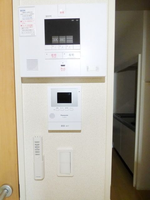 セキュリティ　♪セコム＆モニター付きインターホン♪