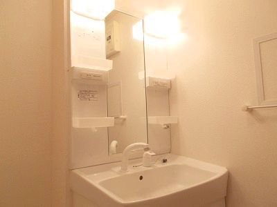 アルバIIの内装写真