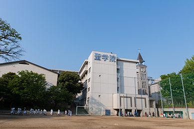 大学・短大　私立聖学院大学（大学・短大）まで325m