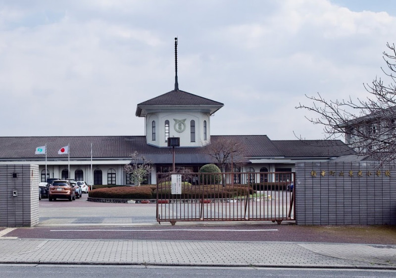 小学校　東光小学校（小学校）まで588m