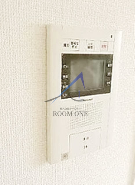 セキュリティ　モニター付きインターホンです。