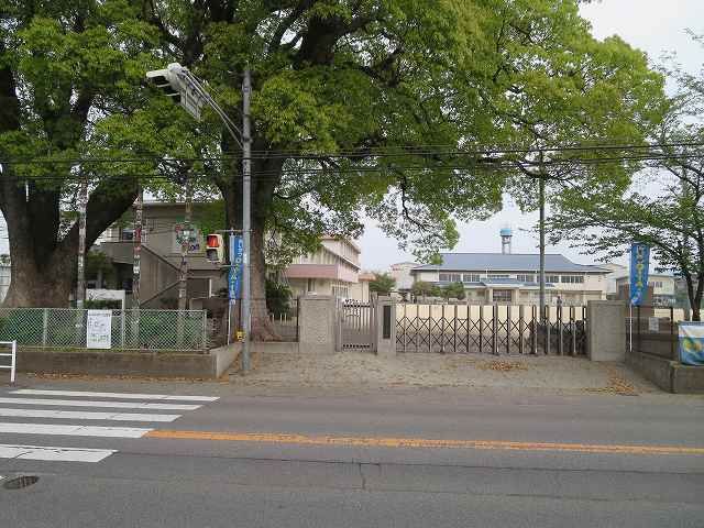 小学校　明治小学校（小学校）まで1500m