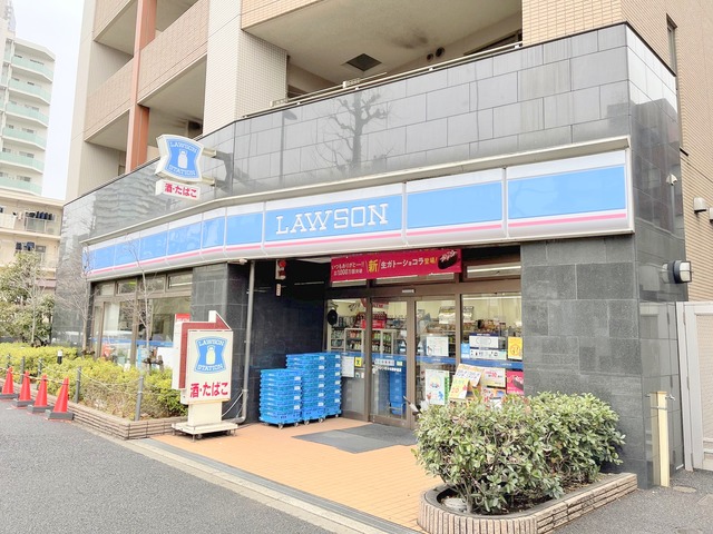 コンビニ　ローソン（コンビニ）まで583m