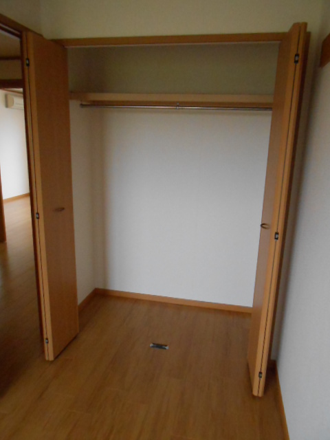 収納　寝室内収納（納戸・１間分）完備