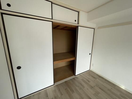 収納　※別号室の写真です