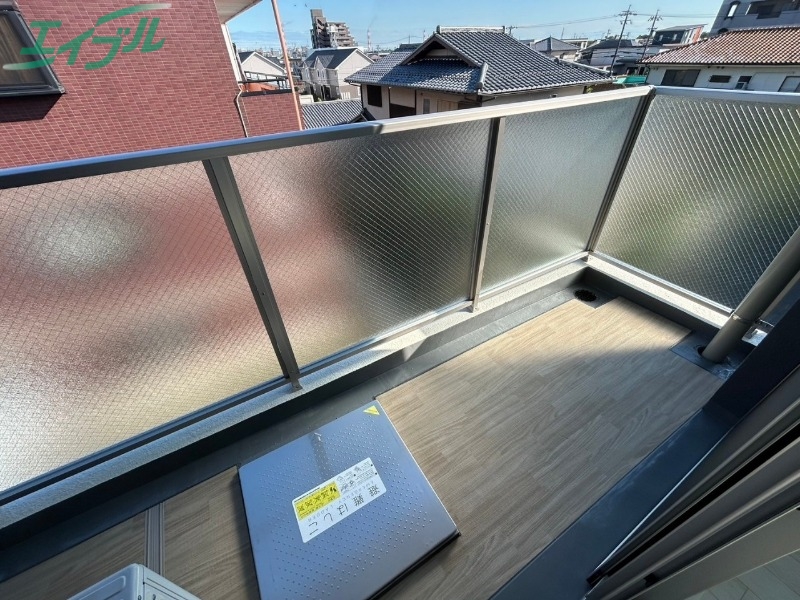 バルコニー　同型参考写真