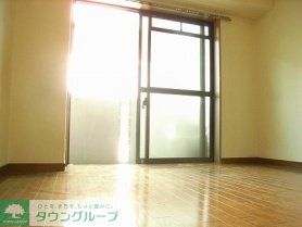 バス・シャワールーム　同物件別部屋の為現状優先