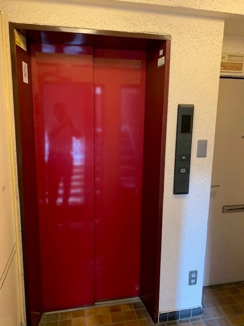 ＪＲ中央線 荻窪駅 徒歩5分 6階建 築45年の外観写真