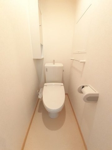 トイレ　トイレもきれいです