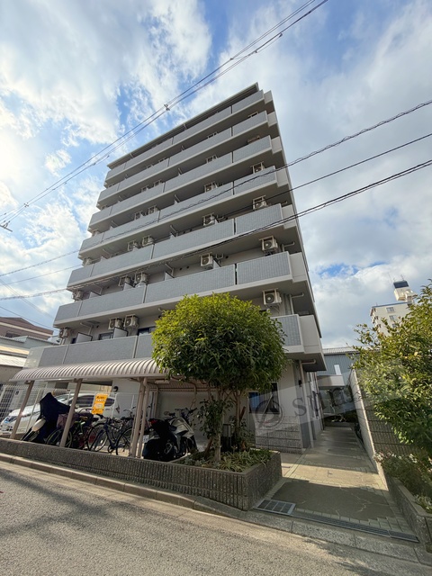 建物外観　スタイリッシュな建物です＾＾