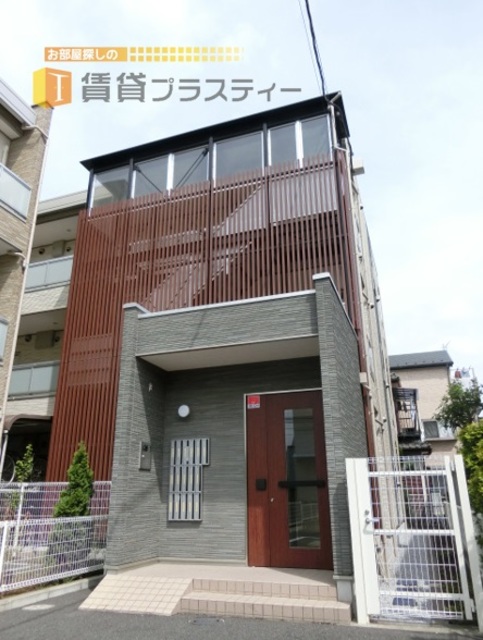 建物外観　オシャレな物件発見しました。。