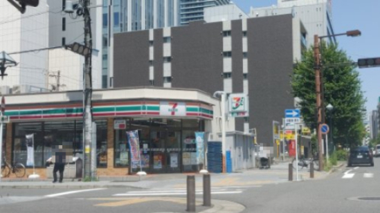 コンビニ　セブンイレブン 名古屋名駅5柳橋店（コンビニ）まで242m