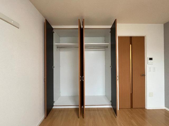 収納　クローゼット