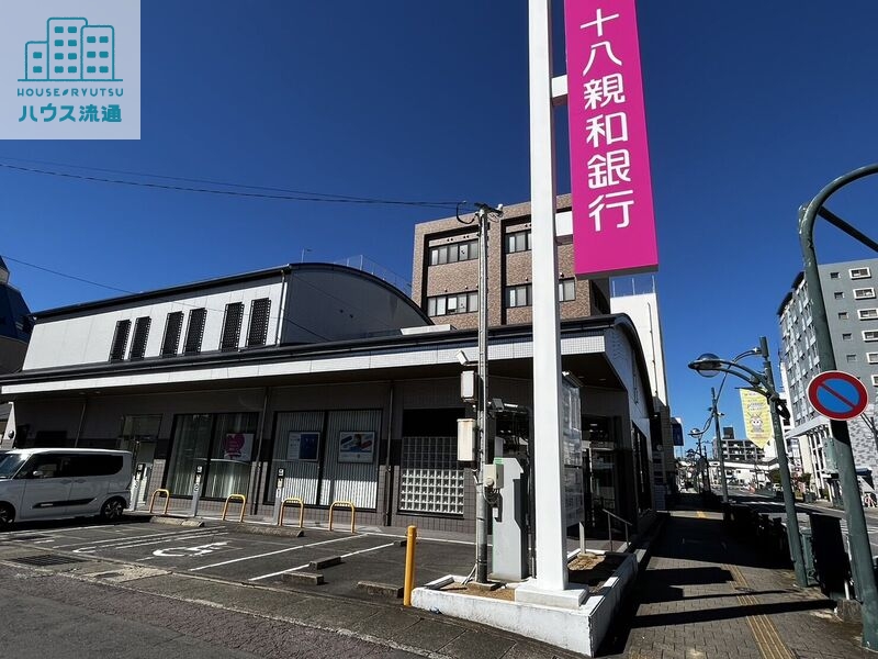 銀行　十八親和銀行諫早駅前支店（銀行）まで1447m
