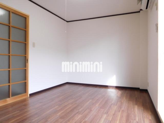その他　エアコン付き、ベランダ側の洋室です。