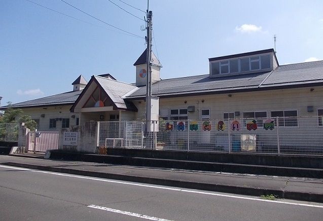 幼稚園・保育園　湯元保育所（幼稚園・保育園）まで59m