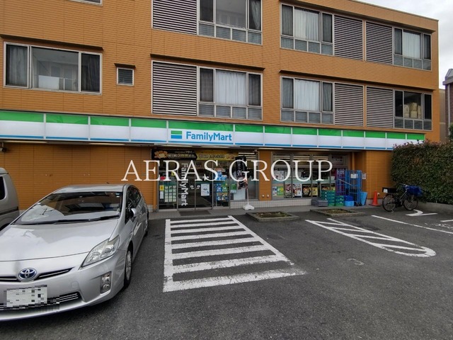 コンビニ　ファミリーマート 東玉川二丁目店（コンビニ）まで178m