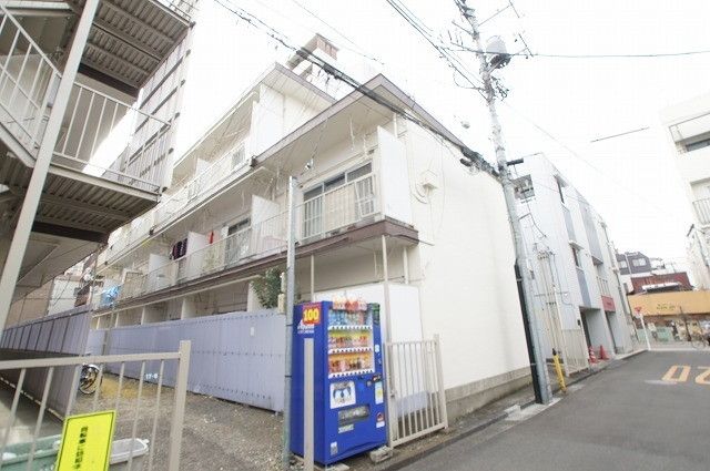 建物外観　￣コーポヤジマ￣