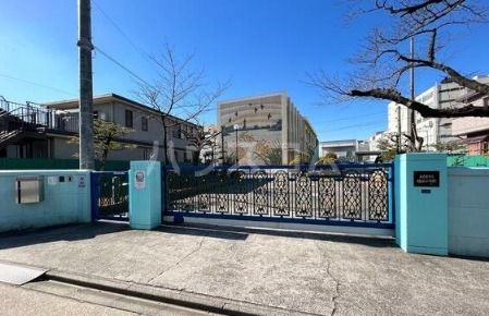 小学校　名古屋市立穂波小学校（小学校）まで1125m