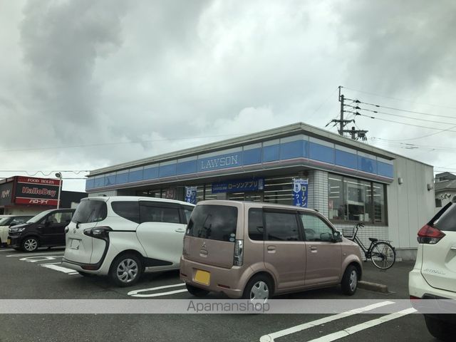 コンビニ　ローソン（コンビニ）まで3042m