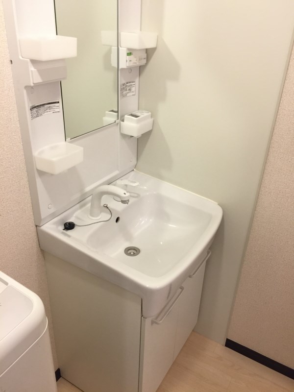 洗面設備　独立洗面台です。