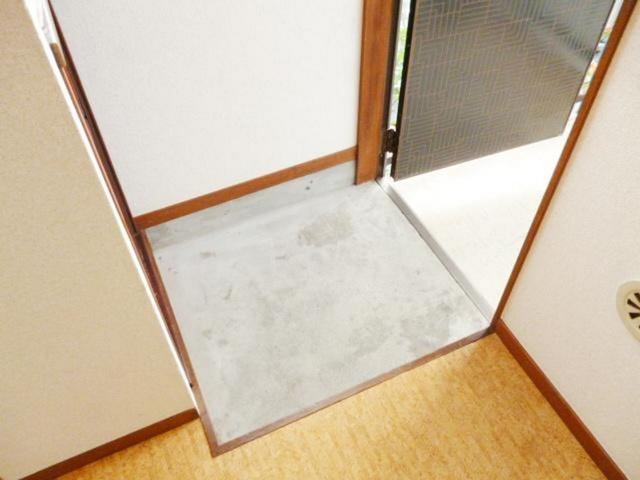 玄関　別部屋同仕様タイプ