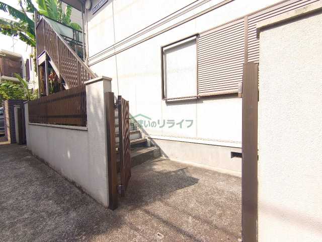 エントランス　ジュネス東高円寺