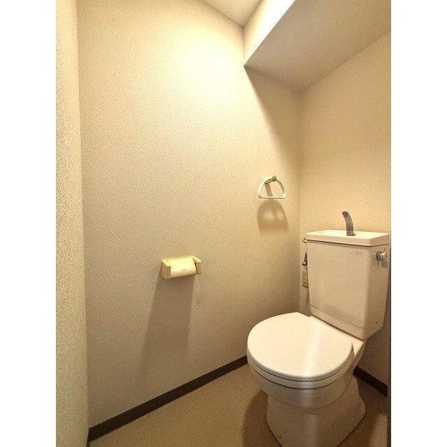 トイレ　同タイプ別部屋写真