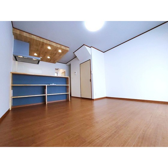 居室・リビング　全居室ＬＥＤ照明付きです