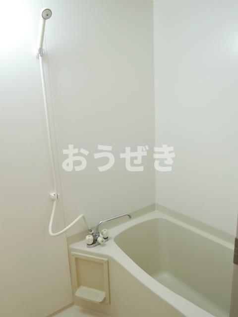 バス・シャワールーム　?