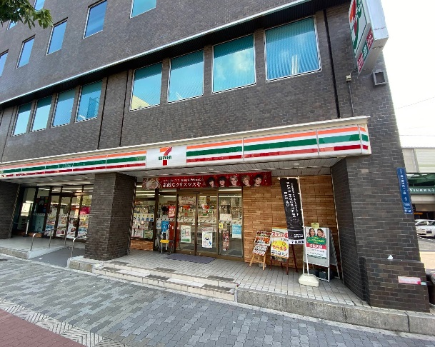 コンビニ　セブンイレブン 大阪森ノ宮中央1丁目店（コンビニ）まで249m