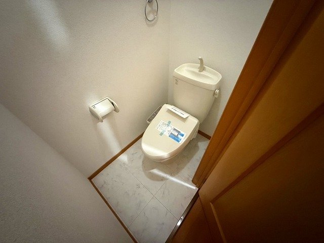 トイレ　シンプルで使いやすいトイレです