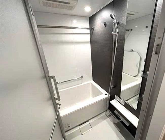 東京メトロ千代田線 町屋駅 徒歩4分 15階建 築4年の風呂写真