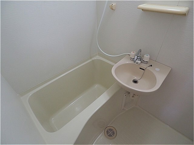 ハイツ里の風呂写真