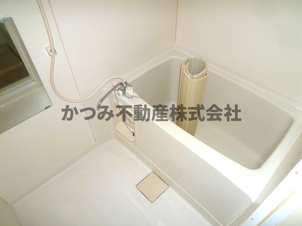 バス・シャワールーム　別部屋参考写真