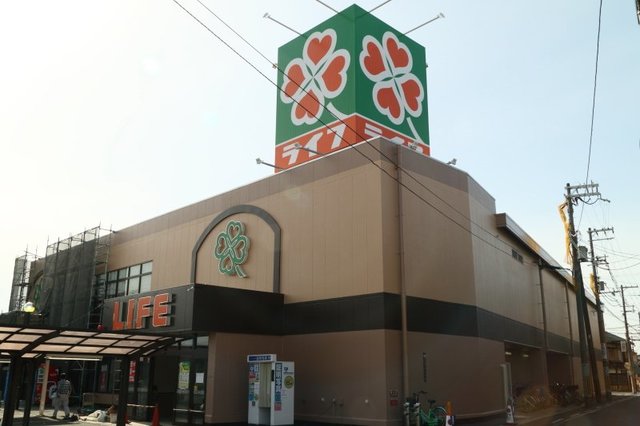 スーパー　ライフ住吉店（スーパー）まで429m
